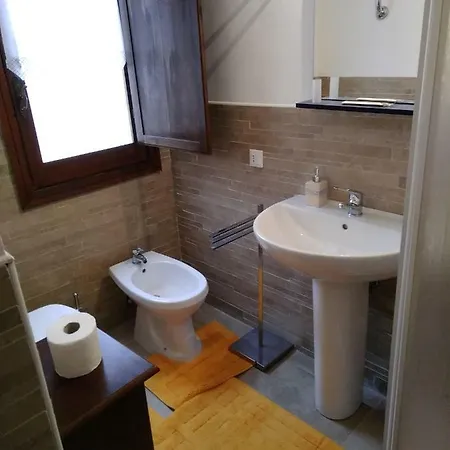 Condominio Le Pinete شقة *